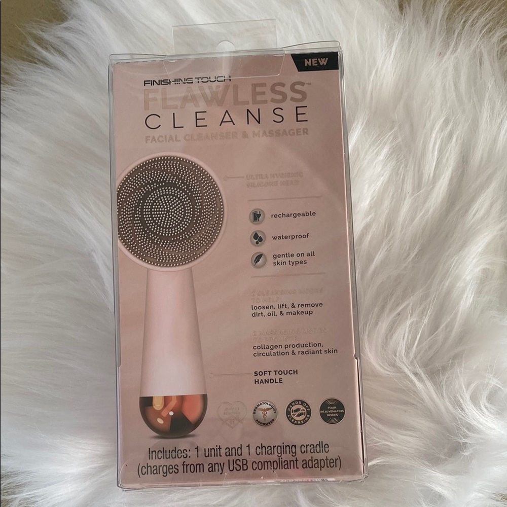 New in the box Finishing Touch Flawless Cleanse Facial Cleanser - Picture 2 of 9